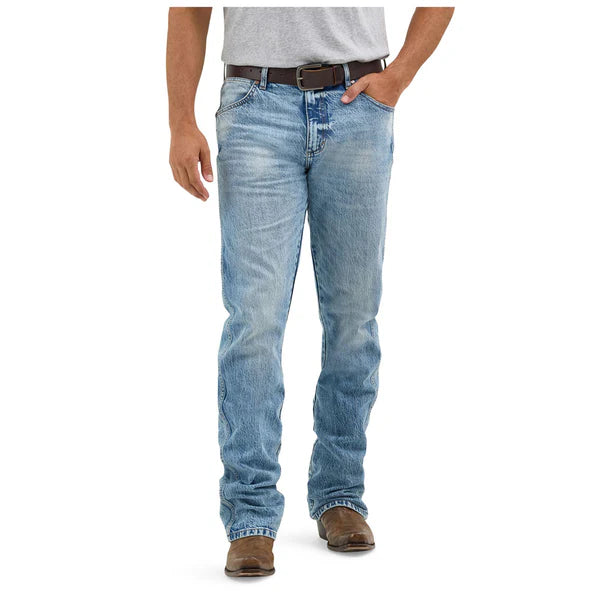 Wrangler - Men's Retro Slim Boot Cut Jeans - 112367904