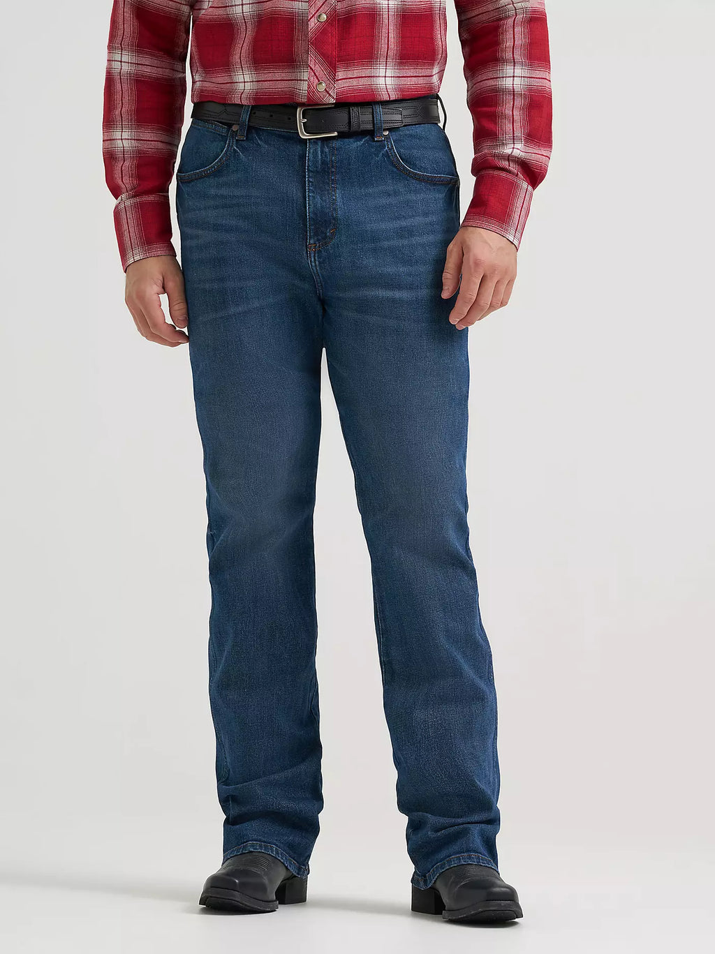 Wrangler Men's Retro Relaxed Bootcut Jean - 112381598