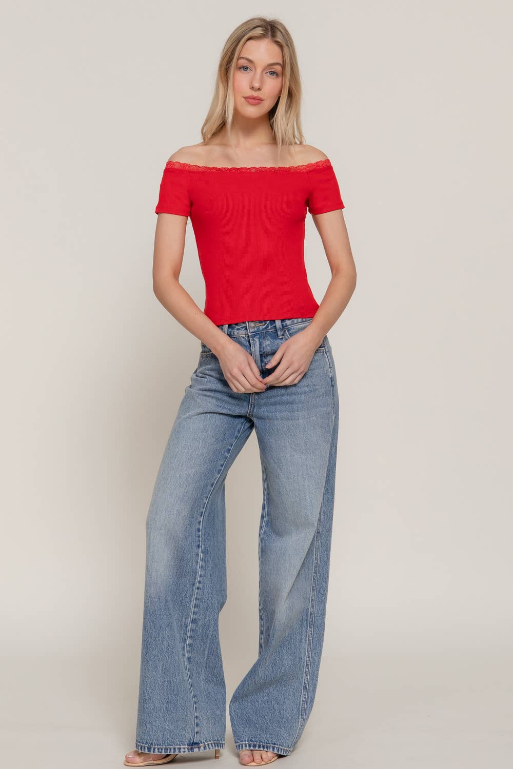 Active USA - Blusa de punto para mujer de manga corta, con hombros descubiertos y ribete de encaje - T14300