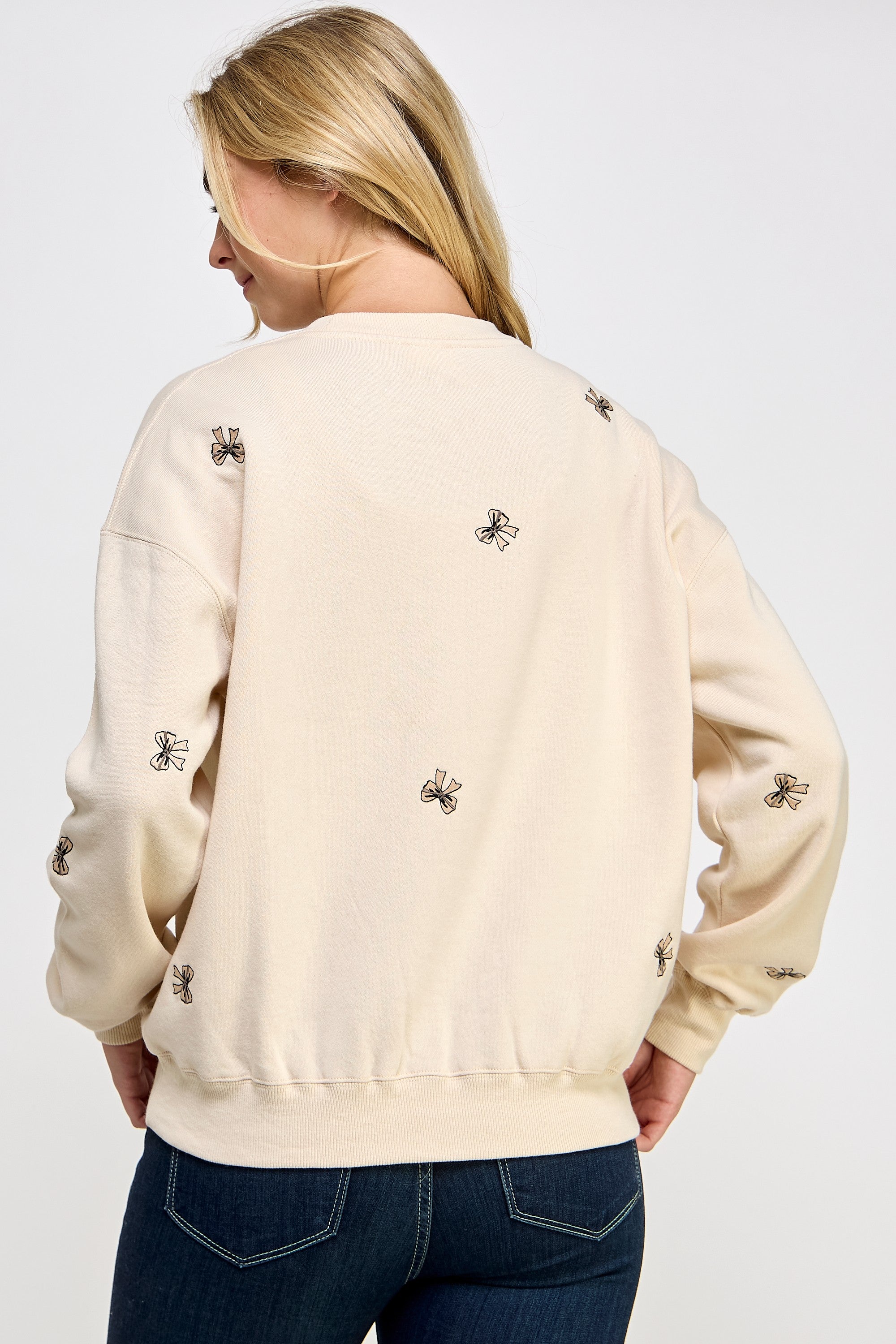 Reflex- Women Crewneck 'Bows" All over Emb- T039