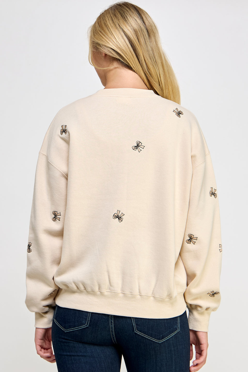 Reflex- Women Crewneck 'Bows" All over Emb- T039