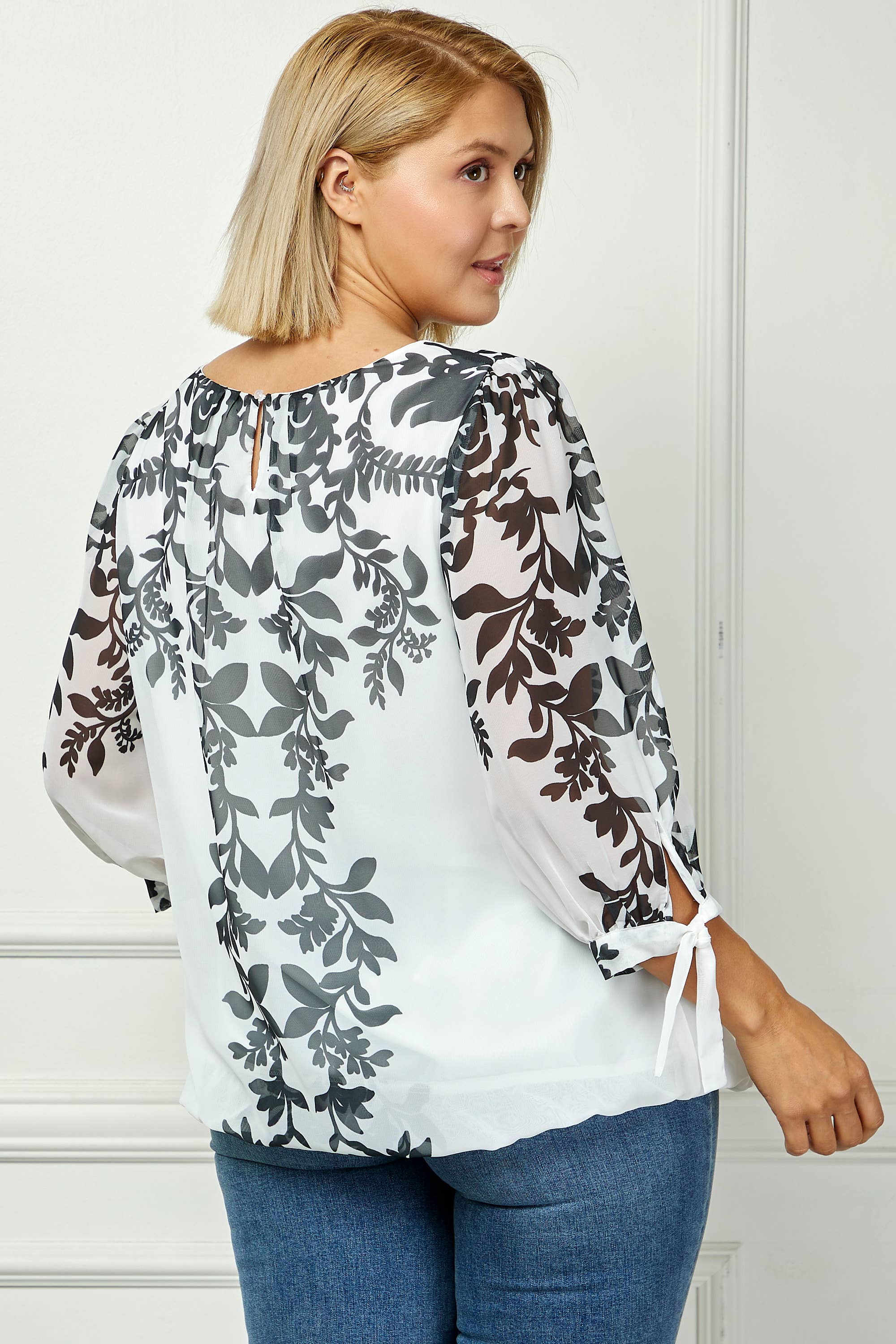 Women's [Plus Size] Vintage Bloom Tie Sleeve Blouse - G600295N87X
