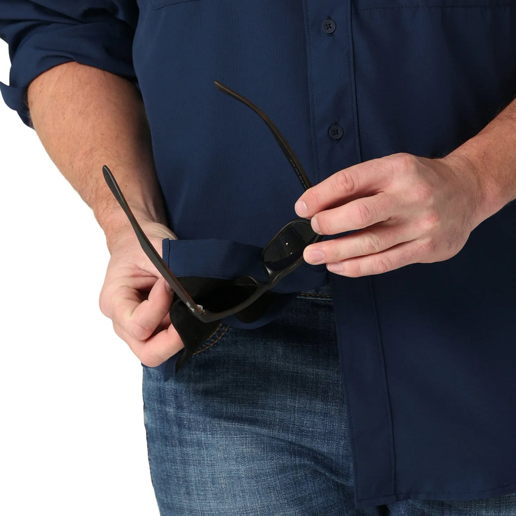 Wrangler - Men's Performance Long Sleeve Shirt - 112323771