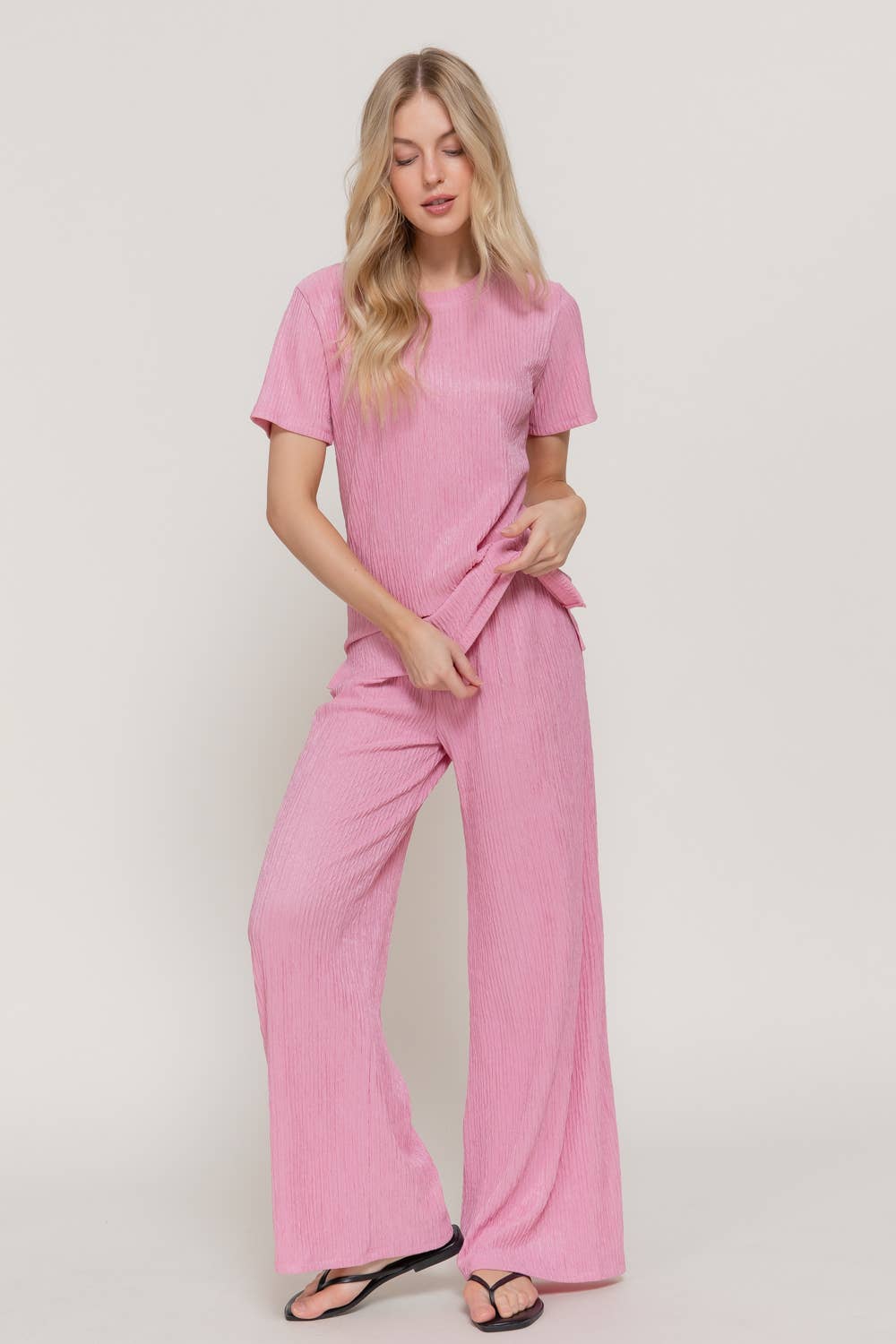 Active USA - Conjunto de top de manga corta y pantalón de punto ancho para mujer - SET14970