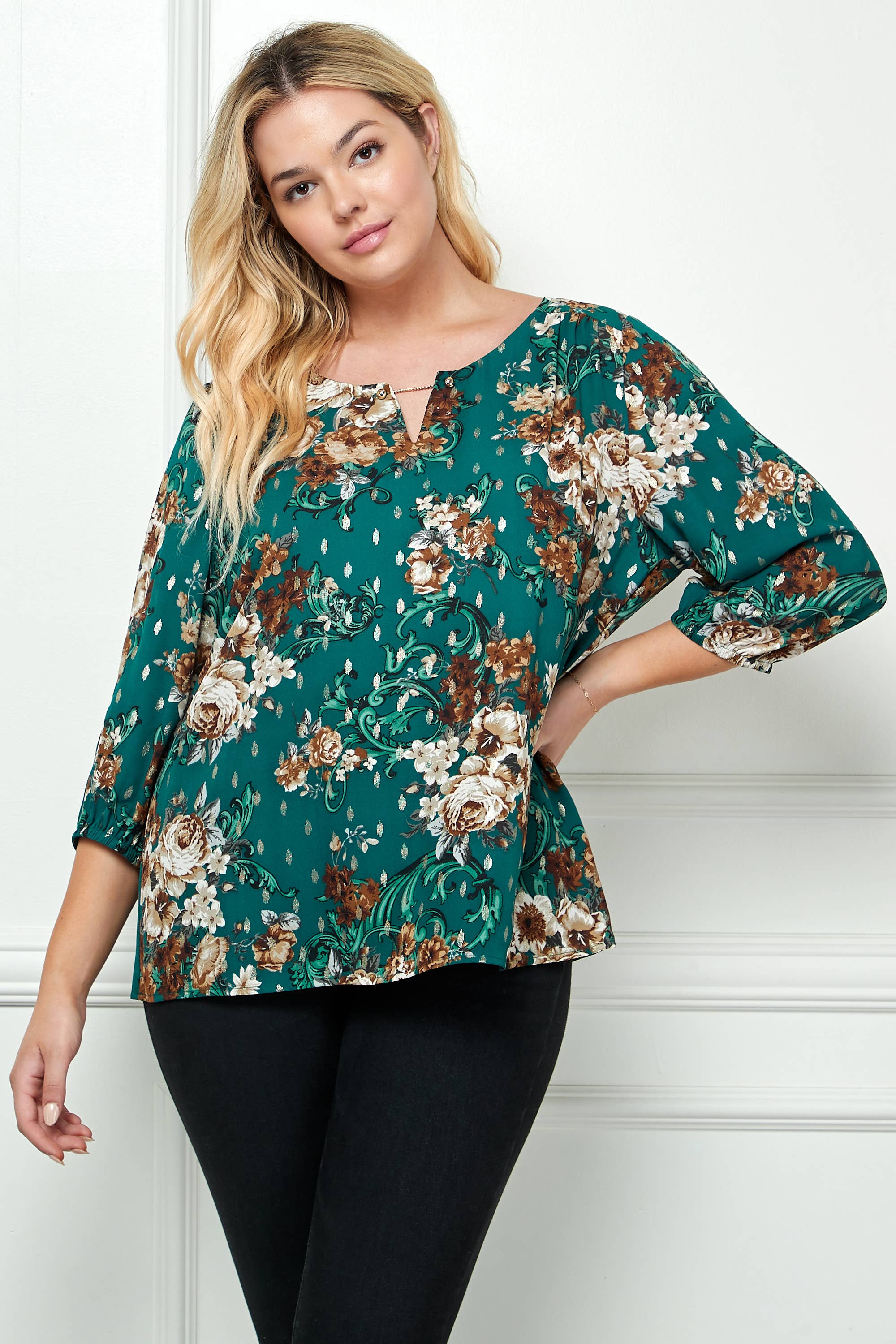Women's [Plus Size] Elastic Sleeve Trim Neck Front Blouse - G216777N38X