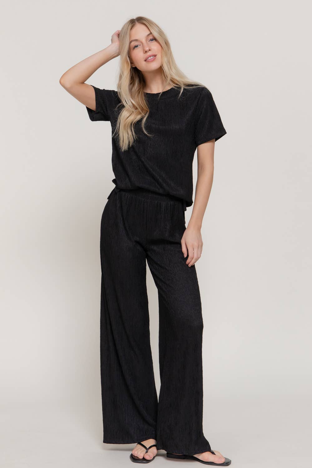 Active USA - Conjunto de top de manga corta y pantalón de punto ancho para mujer - SET14970