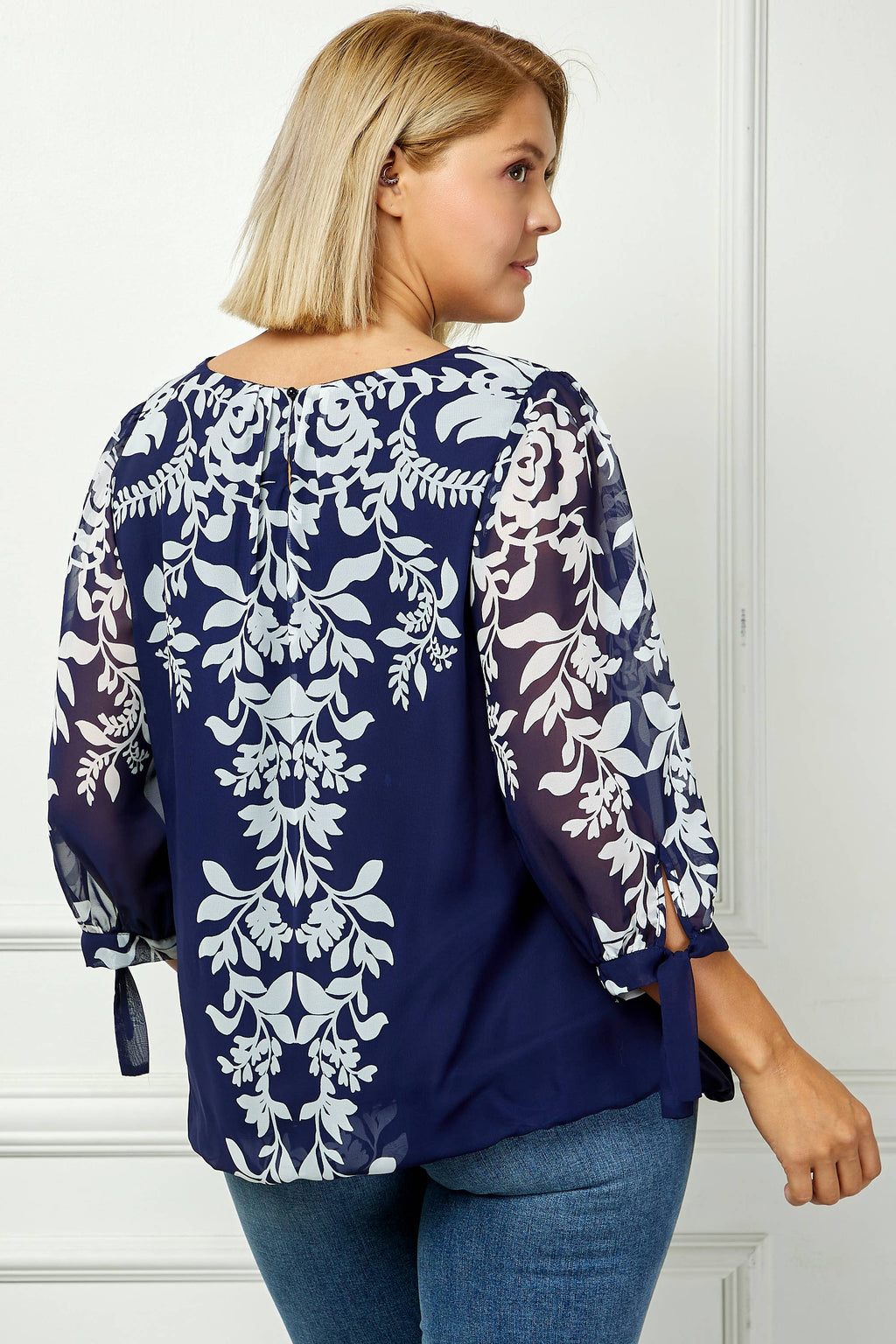 Women's [Plus Size] Vintage Bloom Tie Sleeve Blouse - G600295N87X