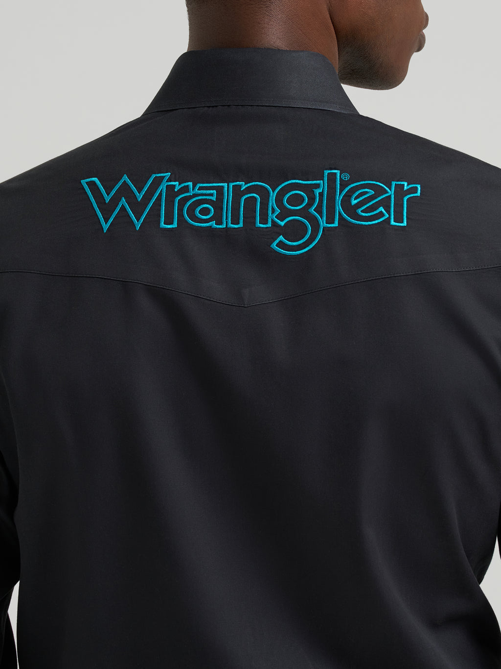 Wrangler® Men’s Long Sleeve Logo Shirt - Snaps - 112381987