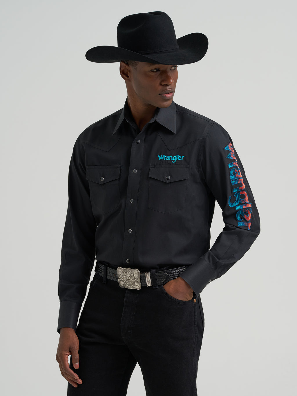 Wrangler® Men’s Long Sleeve Logo Shirt - Snaps - 112381987