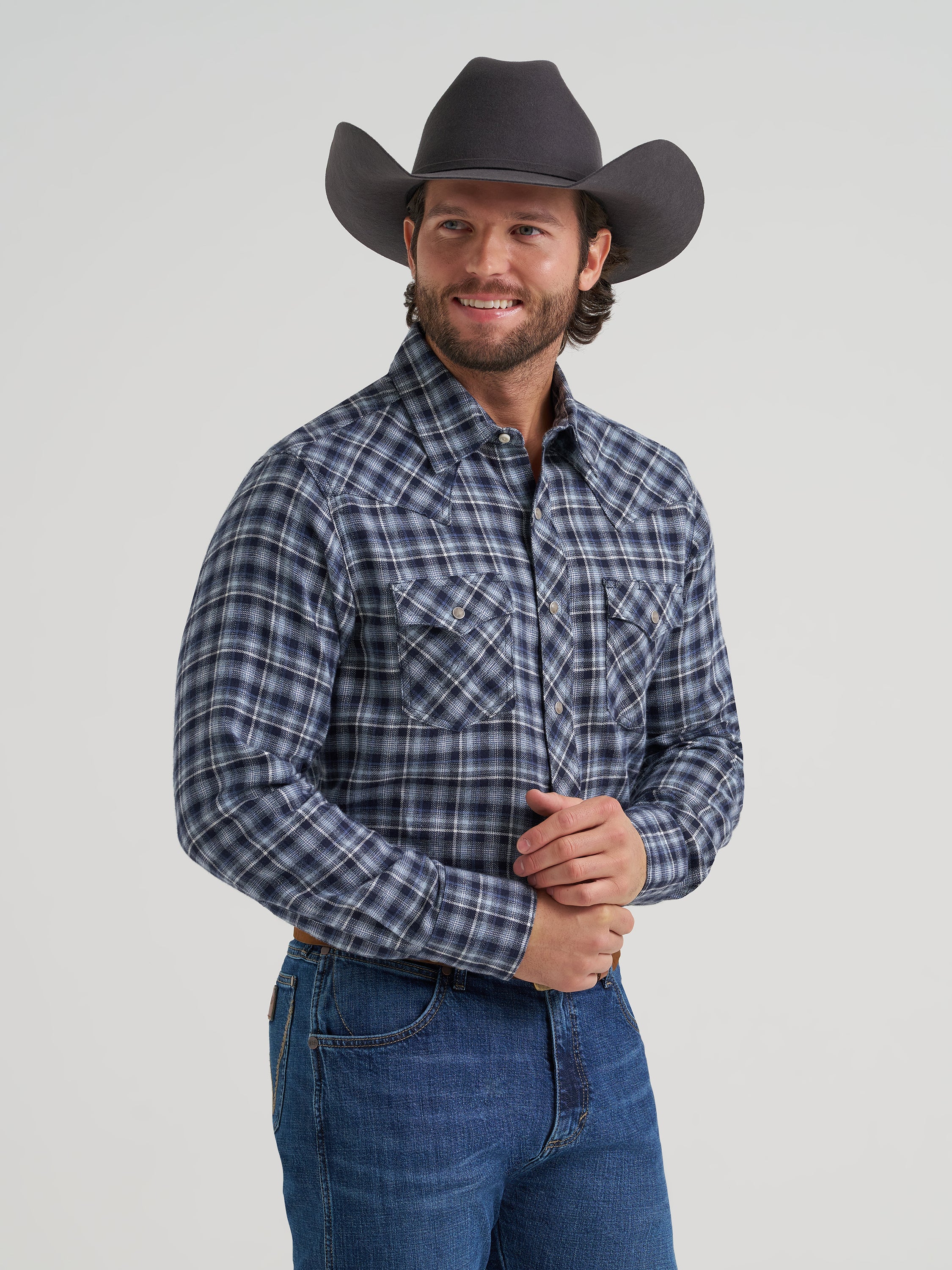 Wrangler Men’s Retro® Flannel Long Sleeve Shirt - Modern Fit - 112381933