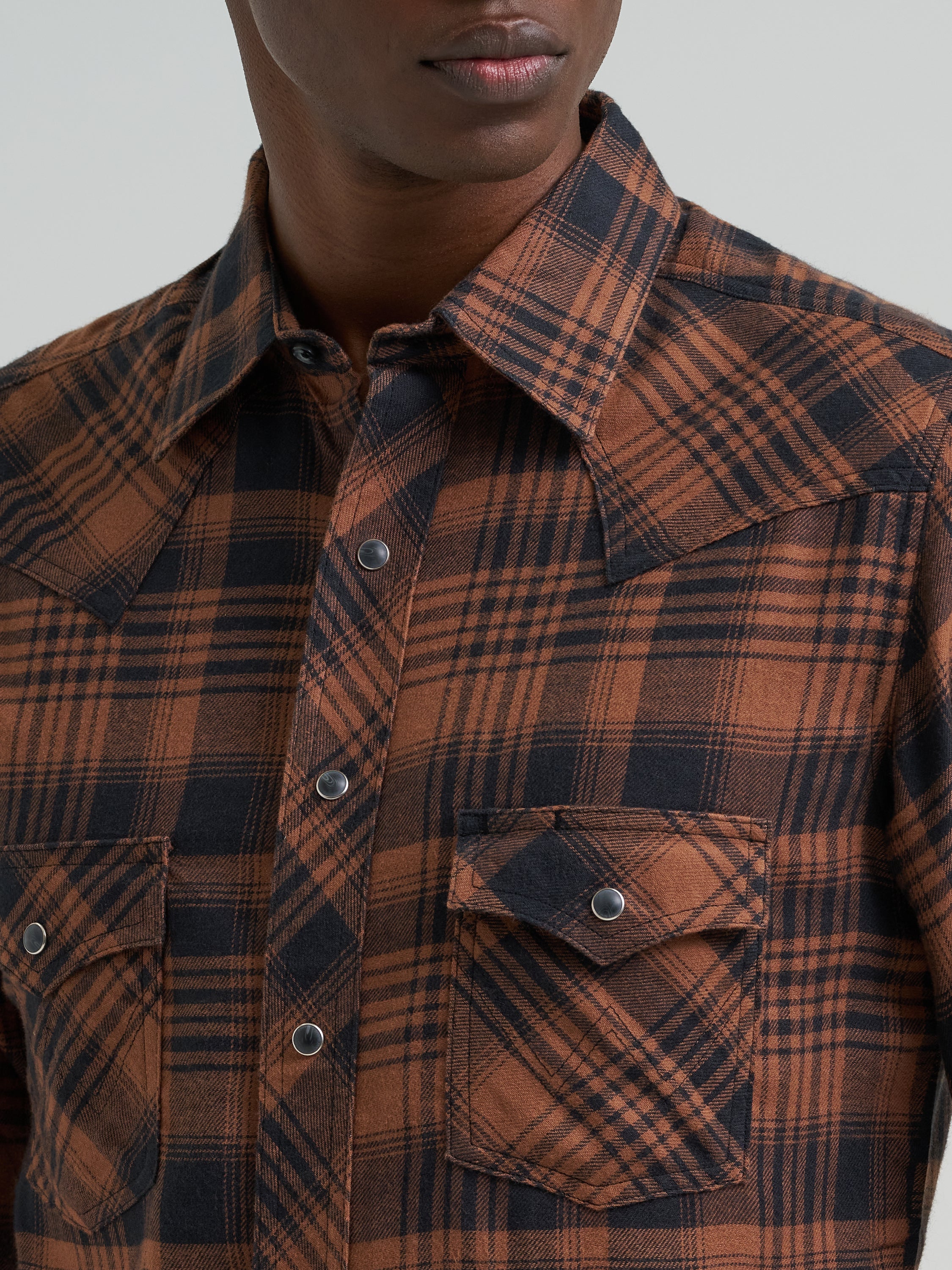 Wrangler Men’s Retro® Flannel Long Sleeve Shirt - Modern Fit - 112381932