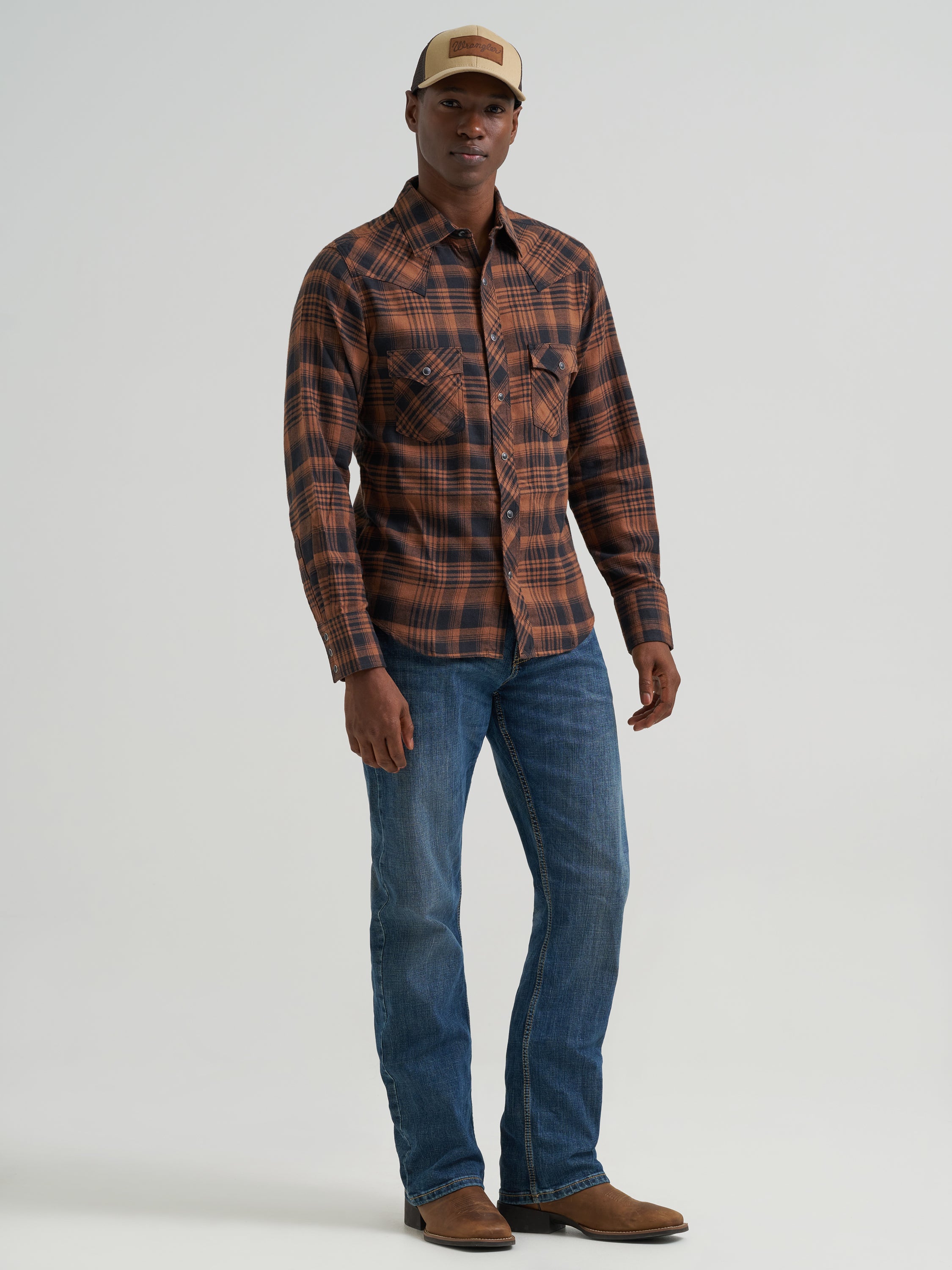 Wrangler Men’s Retro® Flannel Long Sleeve Shirt - Modern Fit - 112381932