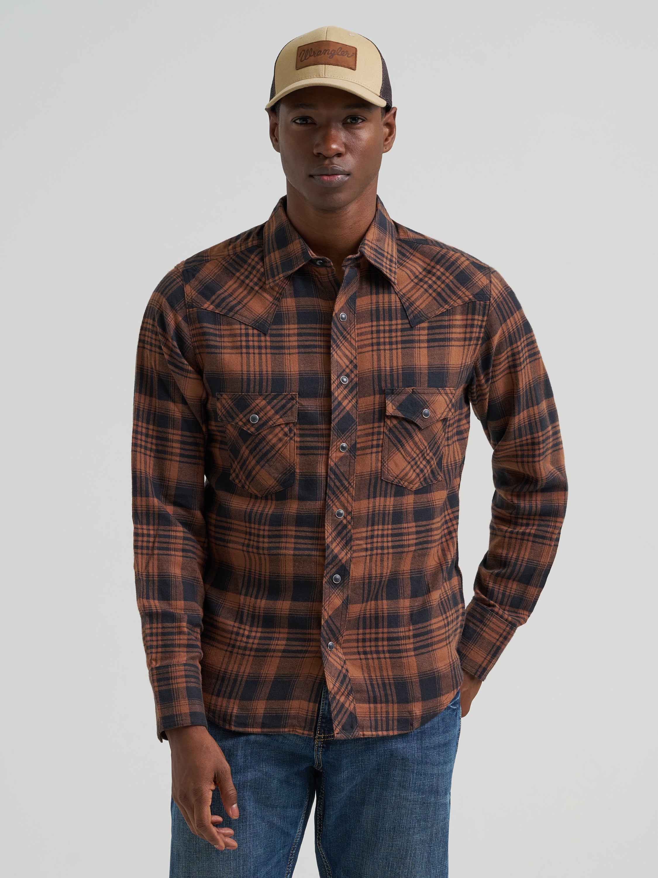 Wrangler Men’s Retro® Flannel Long Sleeve Shirt - Modern Fit - 112381932