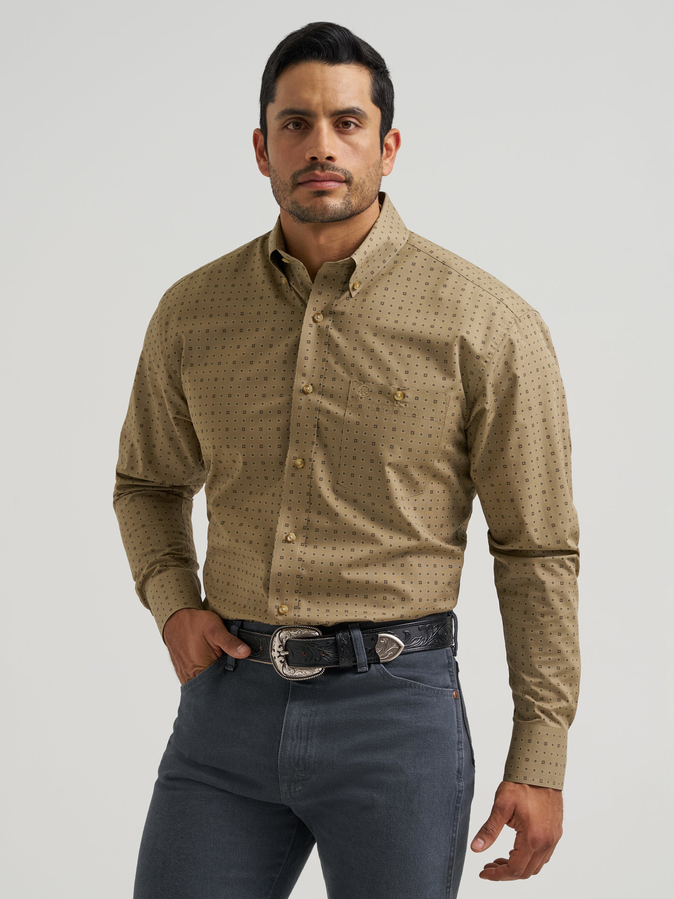 Wrangler® Men’s Classic Long Sleeve Shirt - Relaxed Fit - 112381624