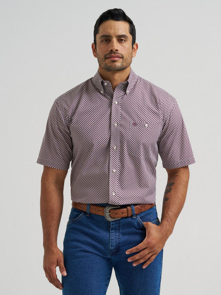 Wrangler Men's Classic Short Sleeve Shirt - Relaxed Fit - 112381628