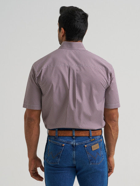 Wrangler Men's Classic Short Sleeve Shirt - Relaxed Fit - 112381628