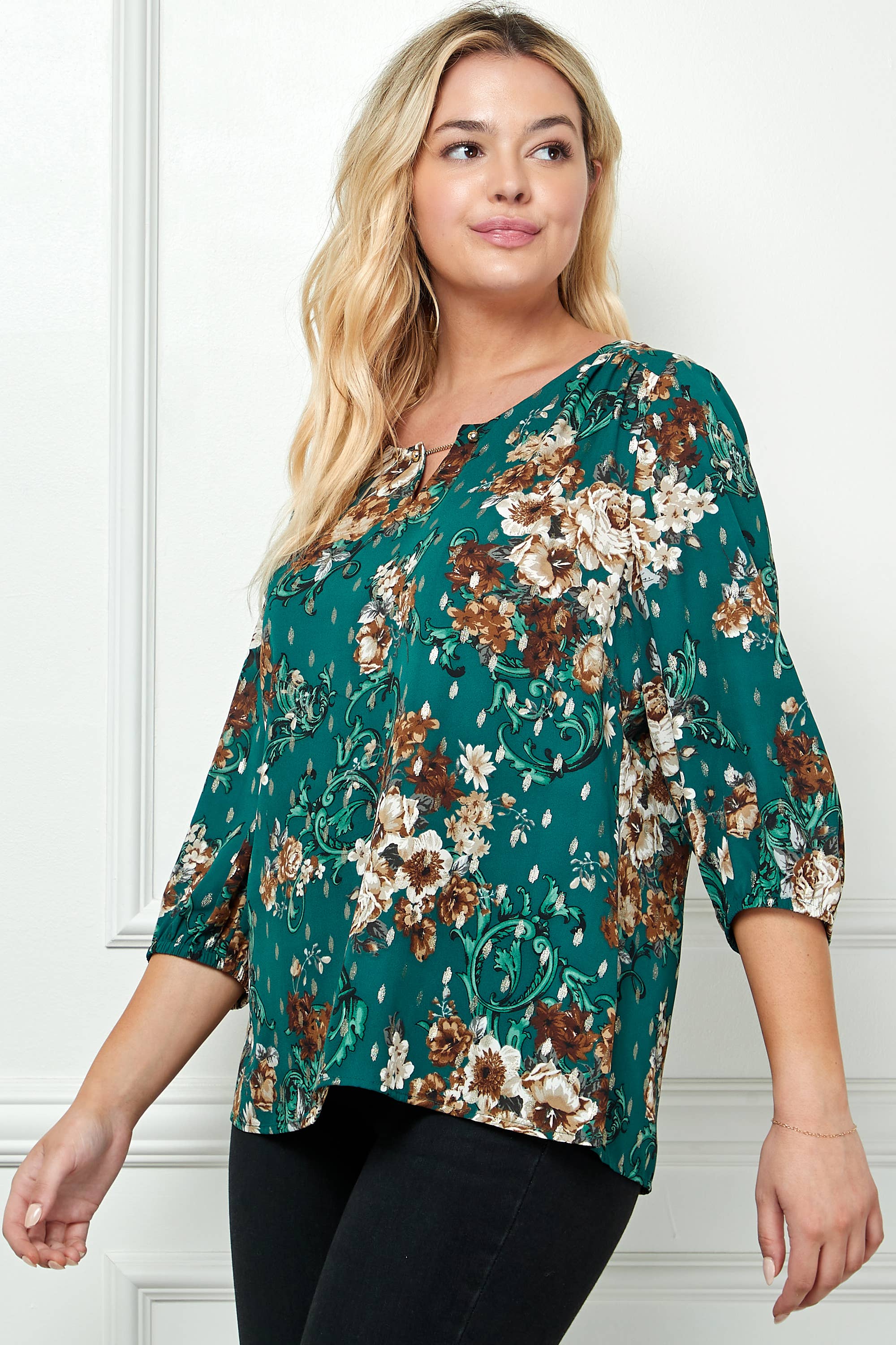 Women's [Plus Size] Elastic Sleeve Trim Neck Front Blouse - G216777N38X