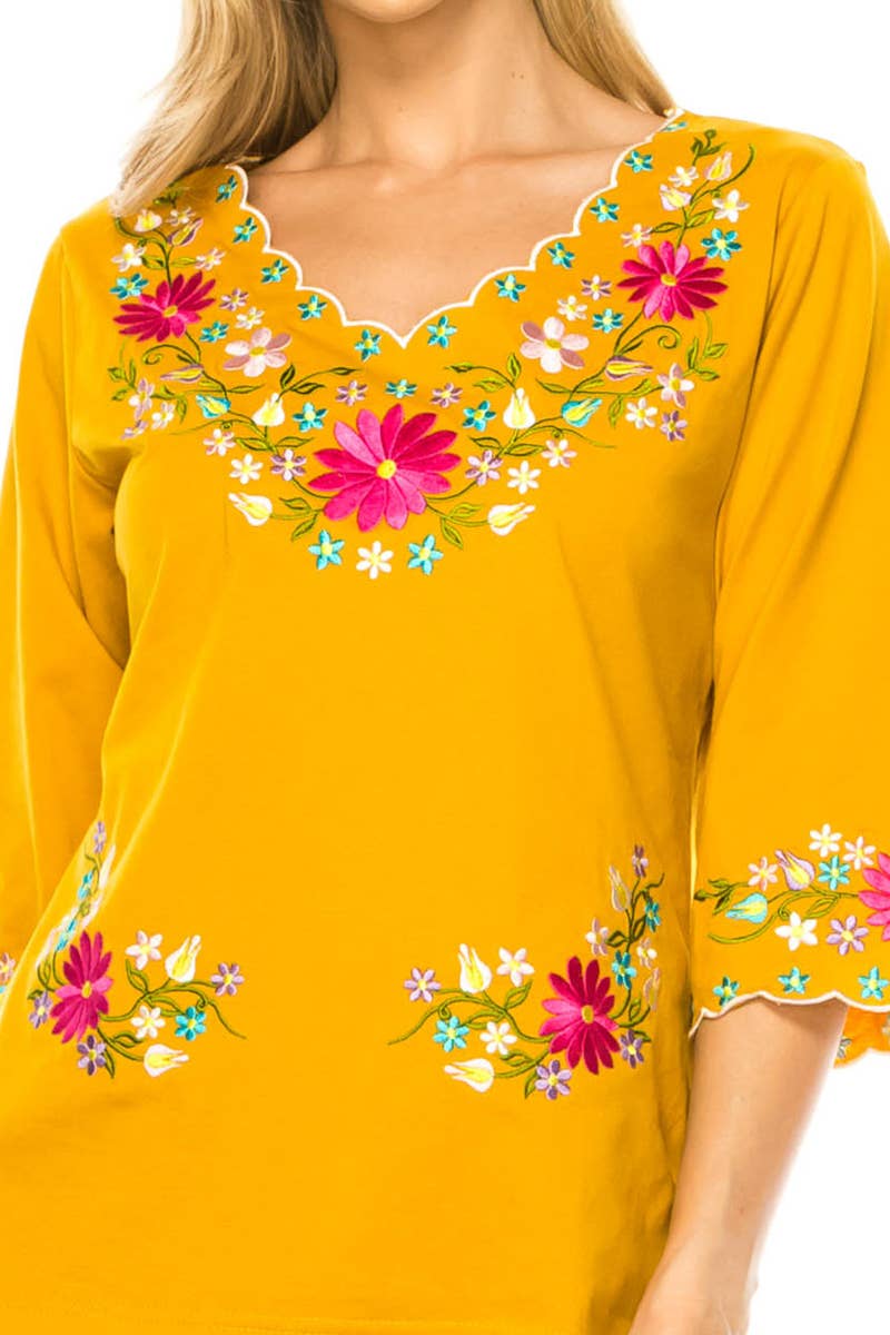 Adult Women's Traditional Embroidered 3 Quarter Sleeve - MT804