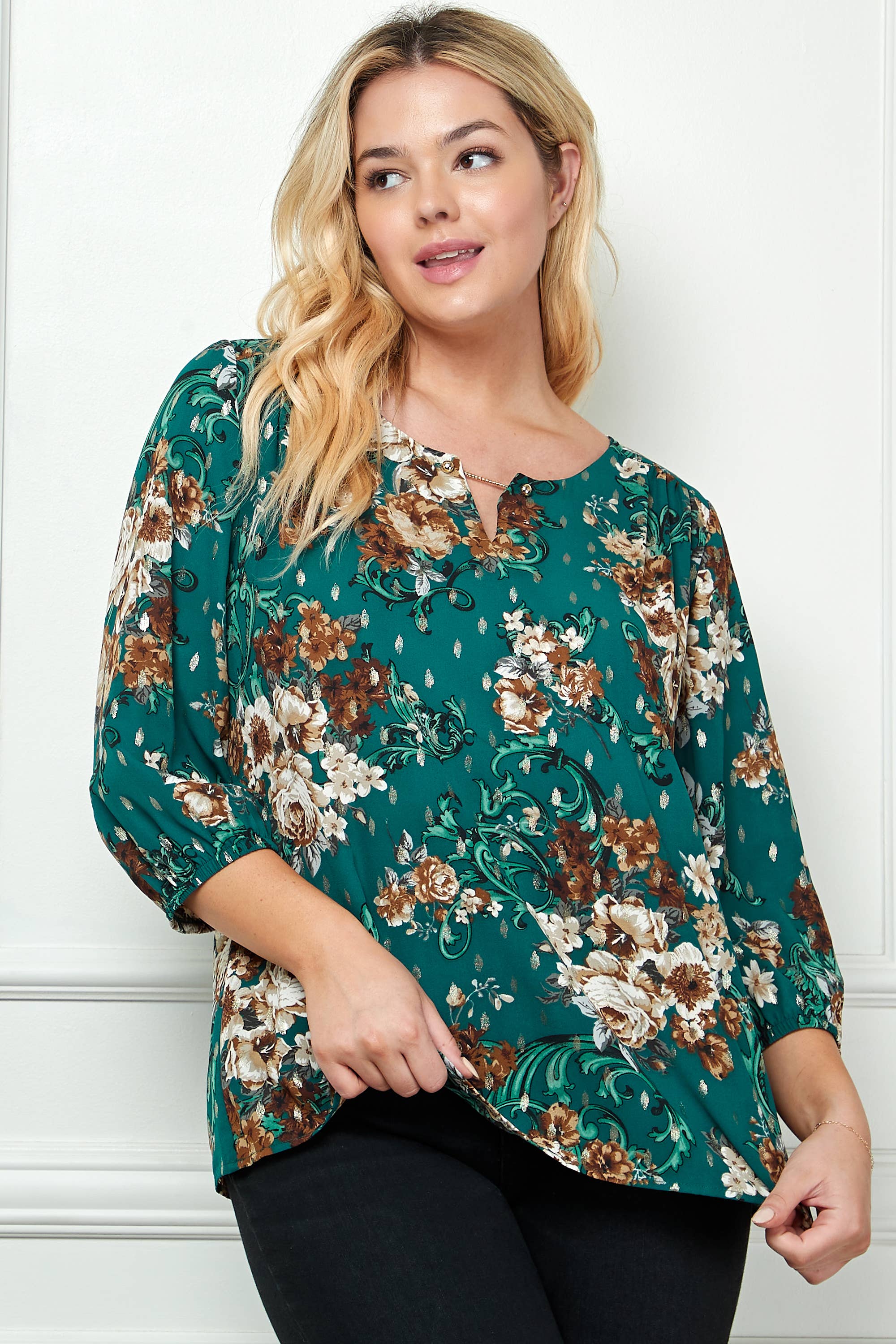 Women's [Plus Size] Elastic Sleeve Trim Neck Front Blouse - G216777N38X