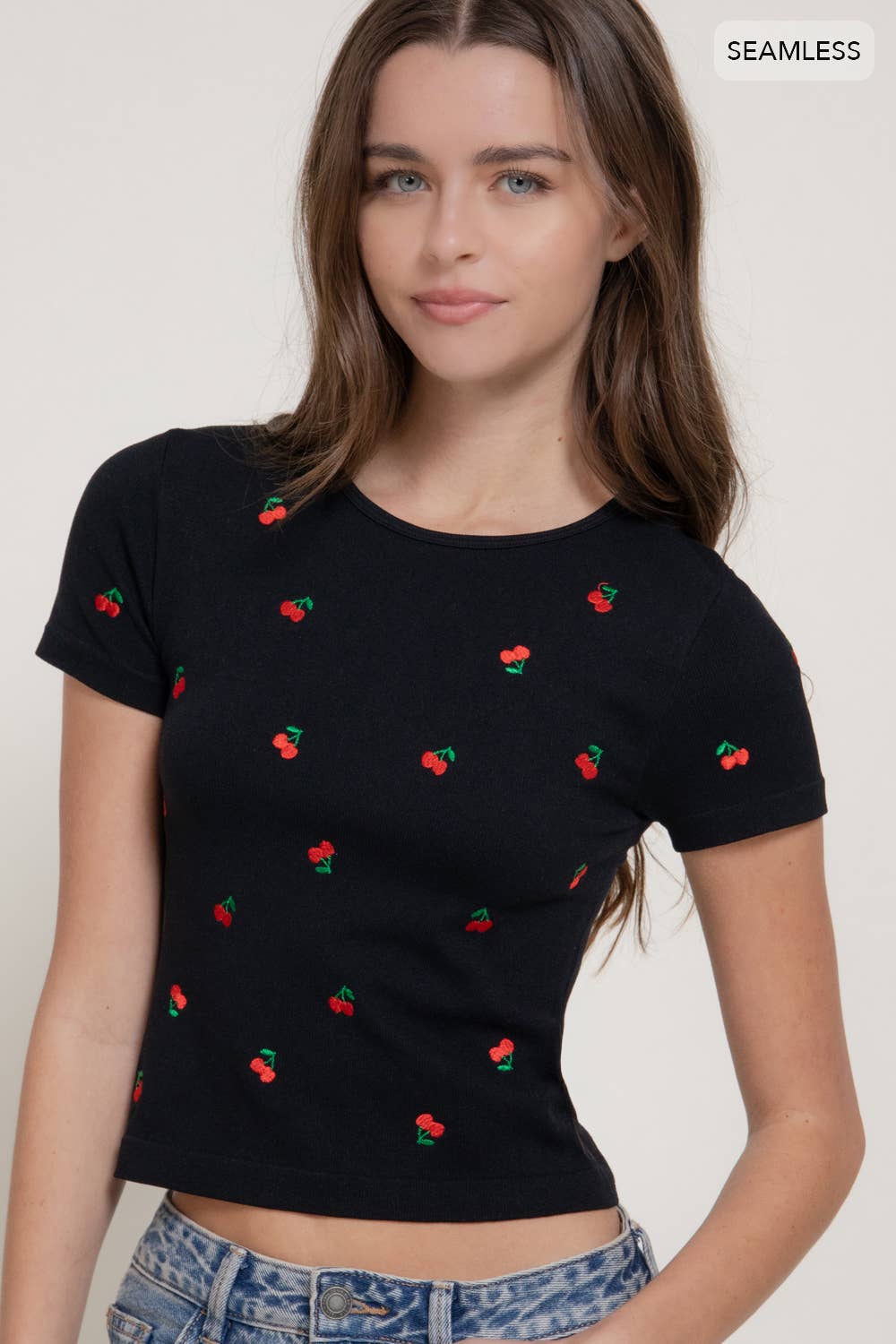 Active USA - Women's Short Sleeve Crew Neck Cherry Embroidery Detail Seamless Top - T15245