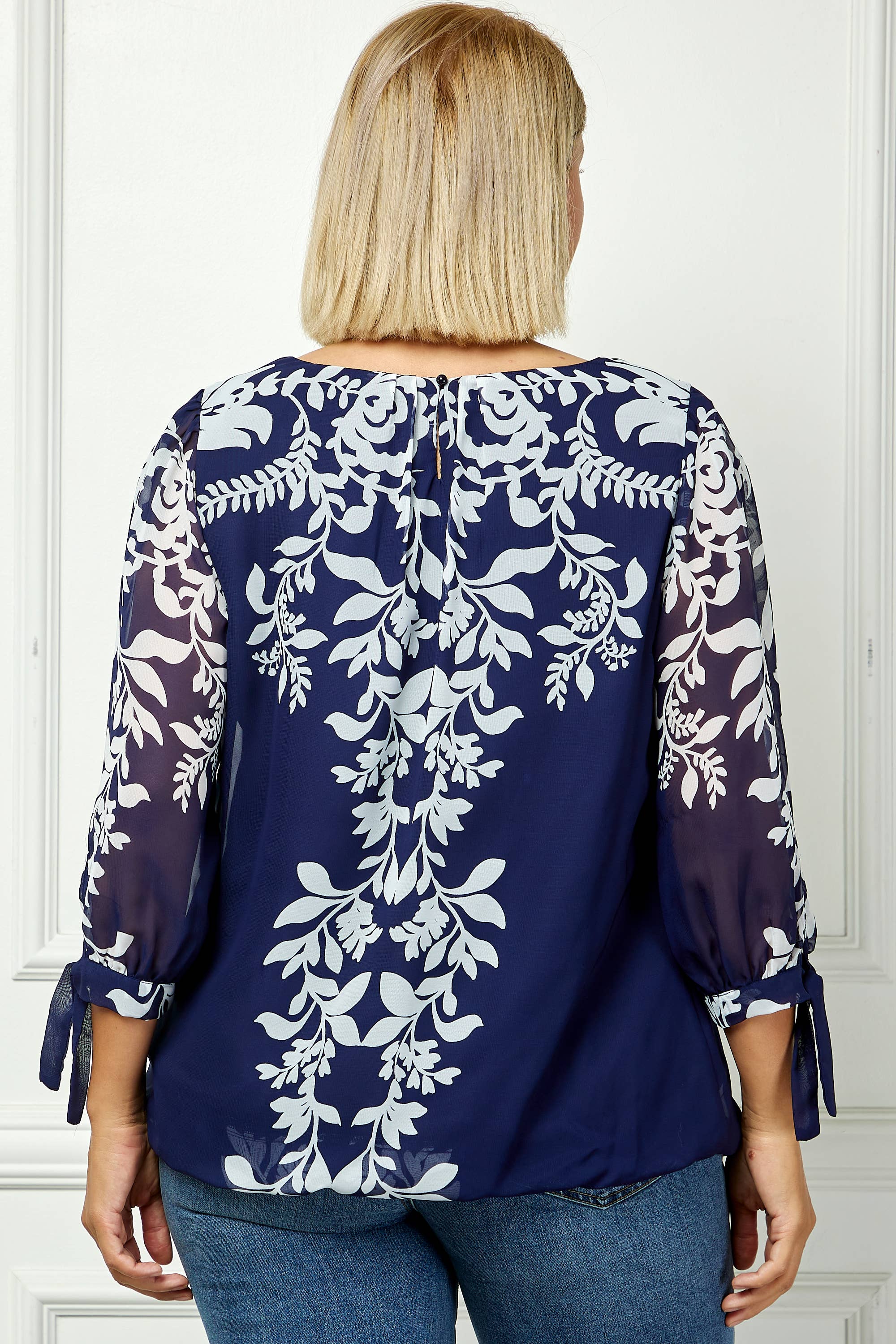Women's [Plus Size] Vintage Bloom Tie Sleeve Blouse - G600295N87X