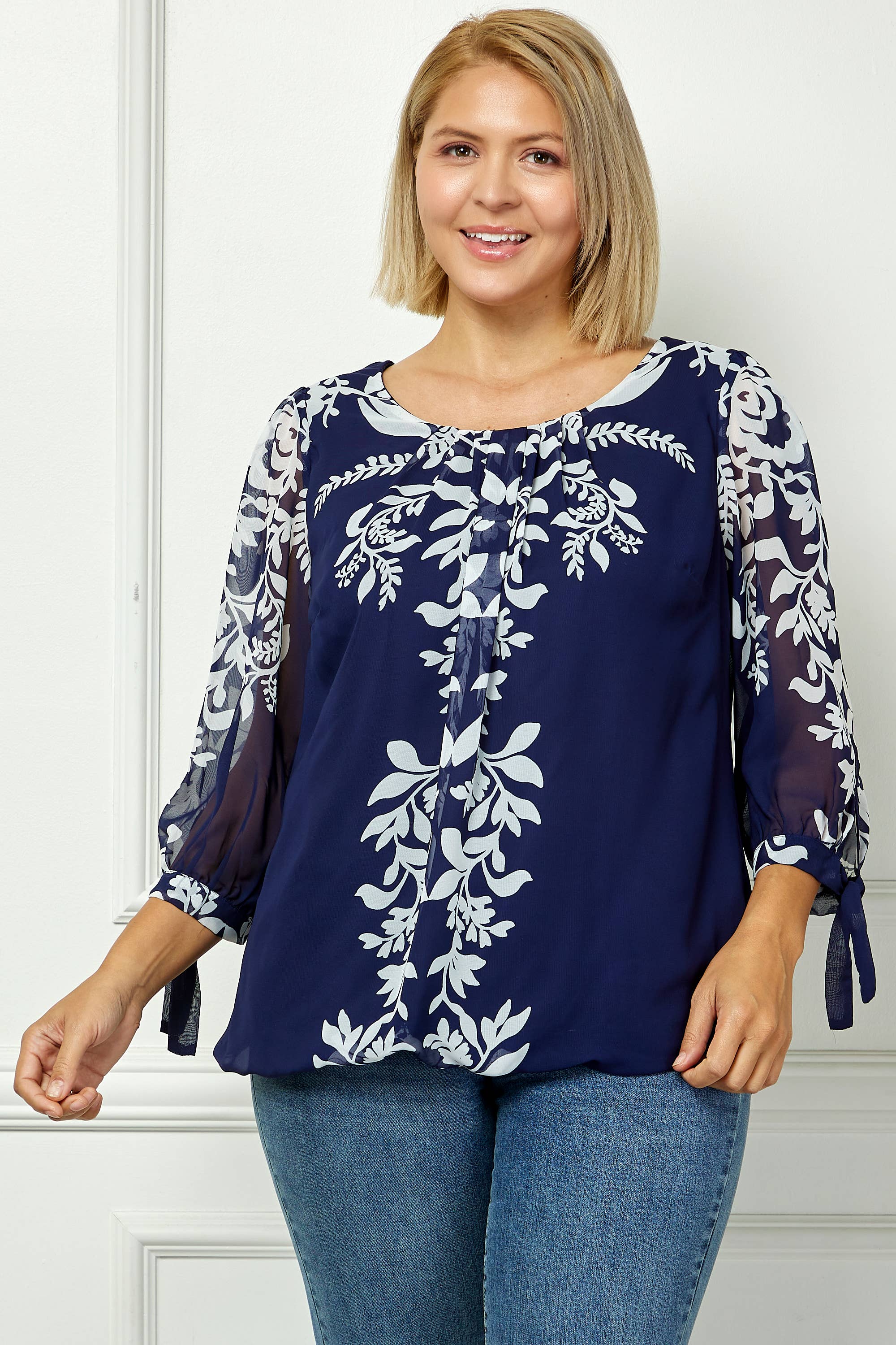 Women's [Plus Size] Vintage Bloom Tie Sleeve Blouse - G600295N87X