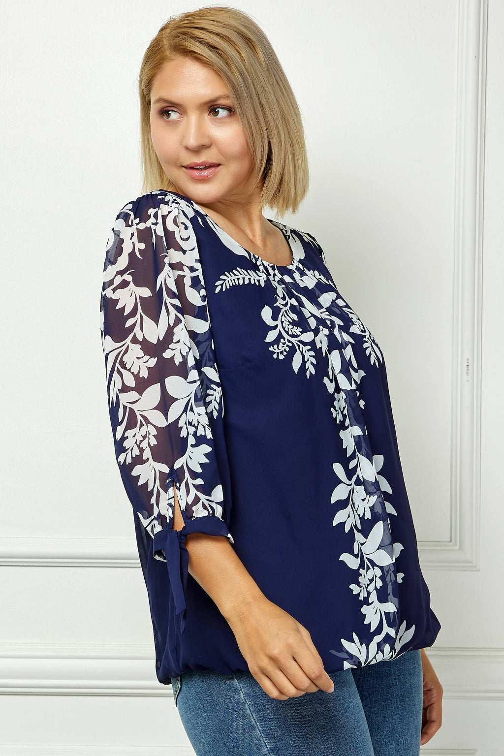 Women's [Plus Size] Vintage Bloom Tie Sleeve Blouse - G600295N87X