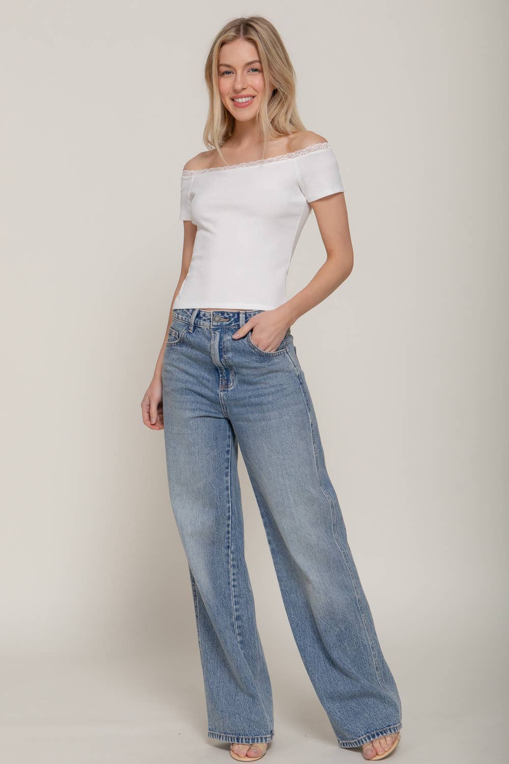 Active USA - Blusa de punto para mujer de manga corta, con hombros descubiertos y ribete de encaje - T14300