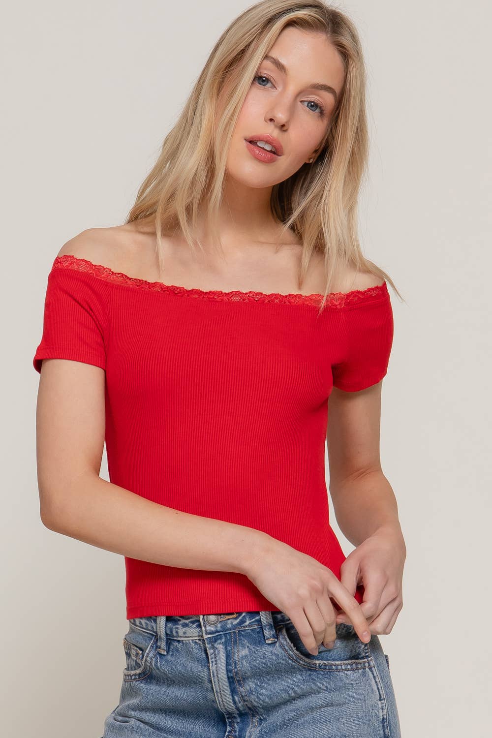 Active USA - Blusa de punto para mujer de manga corta, con hombros descubiertos y ribete de encaje - T14300