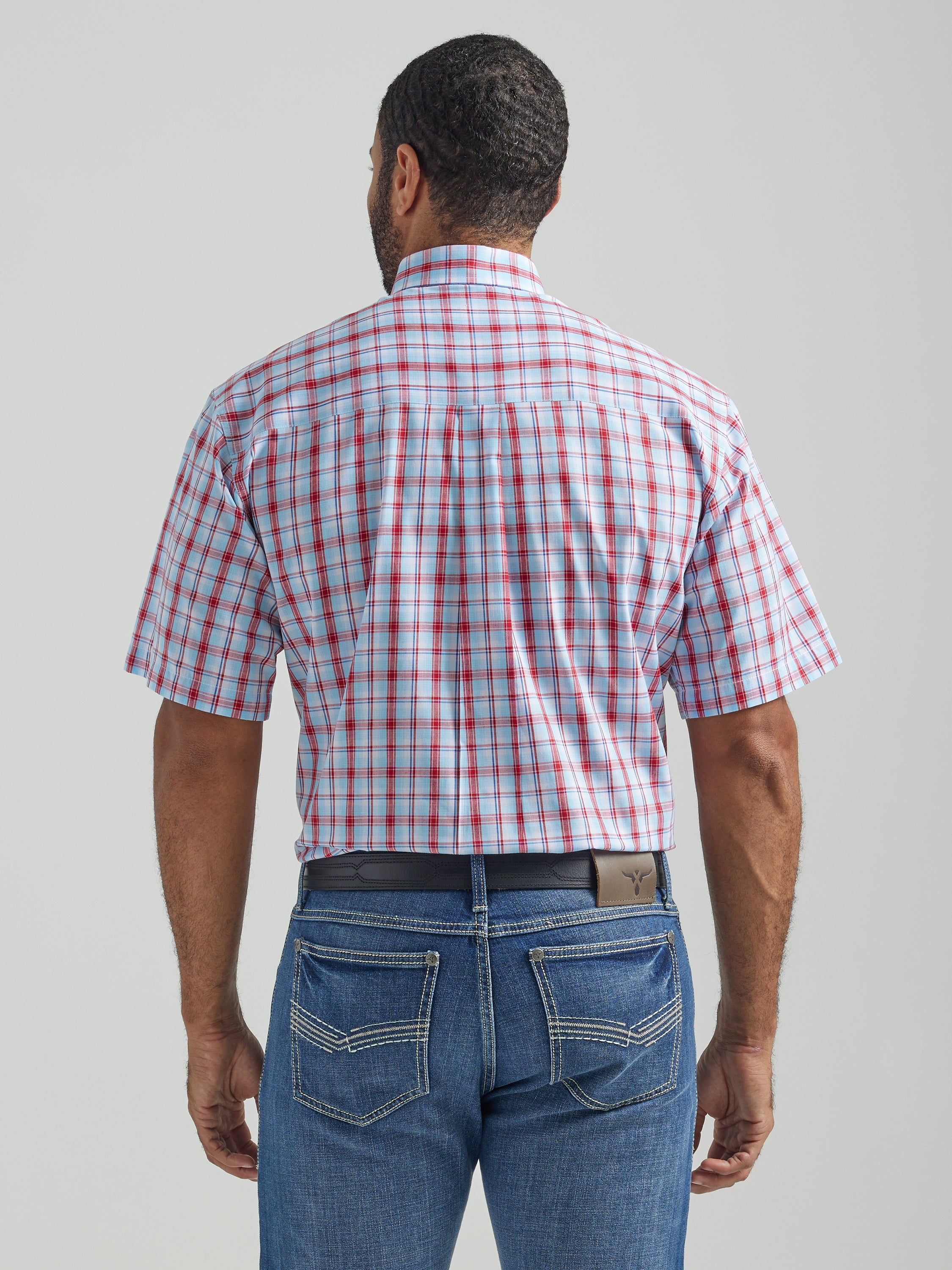 Wrangler - Men's Riata Short Sleeve Shirt - 112324822