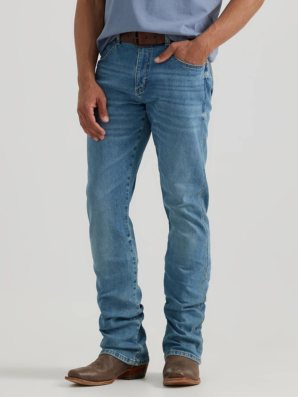 Wrangler - Men's Western Retro Slim Bootcut Jeans - 112344486