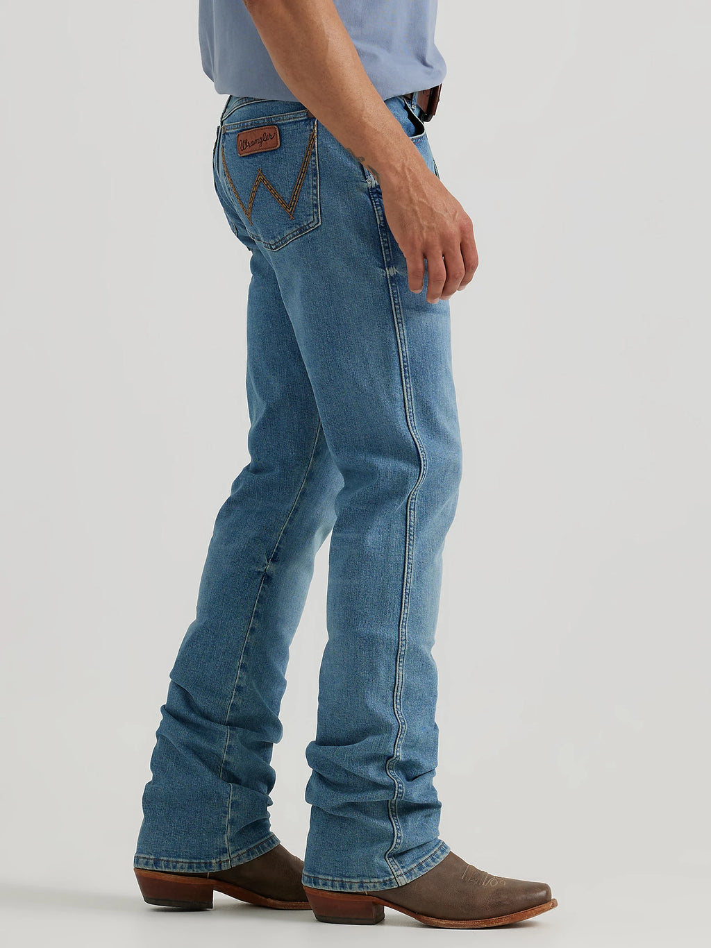 Wrangler - Men's Western Retro Slim Bootcut Jeans - 112344486